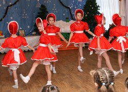 Виховання у дітей поваги до традицій