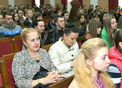 Хай не згасає пам'ять про героїв!