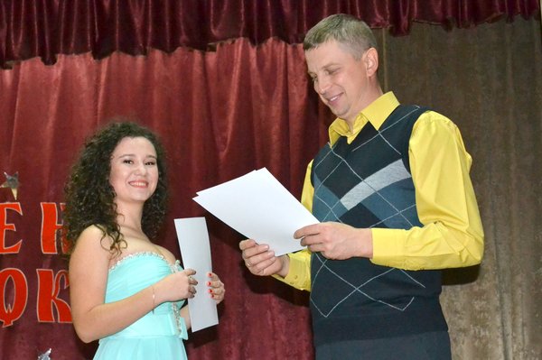 Вікторія Чорна,  учасниця народного самодіяльного ансамблю пісні і танцю «Хлібодари», ансамблю «Чарівниці», «Міс університет - 2016»