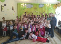 Дарувати радість і тепло дітям – це приємно