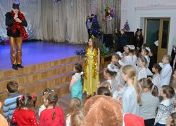 Миколай іде – низку свят веде!