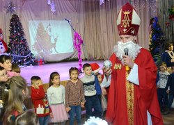 Миколай іде – низку свят веде!