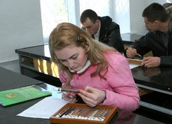Розпізнавання насіння овочевих культур на практичному турі з овочівництва