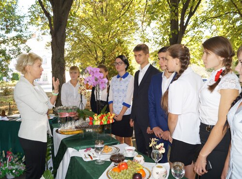 Виставкова експозиція кафедри туризму та готельно-ресторанної справи до святкування 170- річчя університету