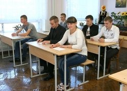 Студенти-першокурсники факультету економіки і підприємництва підкорили свою першу наукову вершину