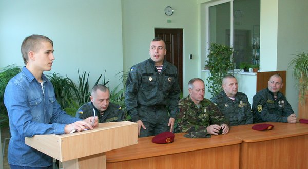 We bow to parents for sons of Ukraine!