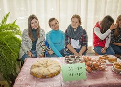 Благодійний ярмарок «Подаруй дитині свято»