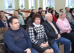 А на наших вечорницях хто сумний – розвеселиться!