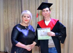 Випускникам Уманського національного університету садівництва вручили дипломи магістрів!