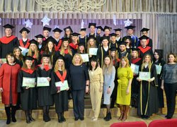 Випускникам Уманського національного університету садівництва вручили дипломи магістрів!