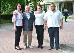 Вишиванку одягаємо – процвітання, щастя й успіх закликаємо
