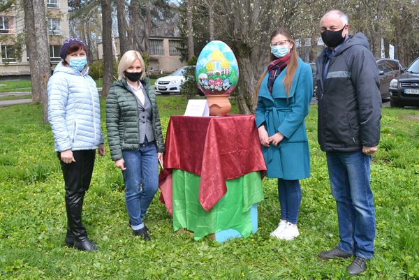 Писанковий сад розквітнув в Уманському НУС