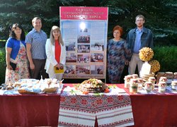 Dedication of freshmen to students at Uman National University of Horticulture