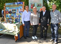 Dedication of freshmen to students at Uman National University of Horticulture