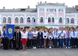 Dedication of freshmen to students at Uman National University of Horticulture