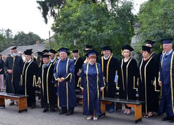 Dedication of freshmen to students at Uman National University of Horticulture