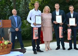 Dedication of freshmen to students at Uman National University of Horticulture