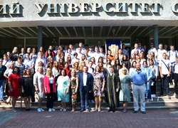Dedication of freshmen to students at Uman National University of Horticulture