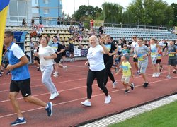 Колектив Уманського НУС взяв участь у забігу «Шаную воїнів, біжу за Героїв України» 