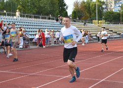 Колектив Уманського НУС взяв участь у забігу «Шаную воїнів, біжу за Героїв України» 