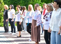 Колектив Уманського національного університету садівництва приєднався до святкування Дня вишиванки