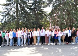 Колектив Уманського національного університету садівництва приєднався до святкування Дня вишиванки