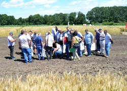 Науково-практична конференція «Актуальні пріоритети сучасної аграрної освіти, науки і практики» з нагоди 60-річчя стаціонарного польового досліду кафедри агрохімії і ґрунтознавства та 180-річчя університету