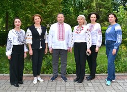 Колектив Уманського національного університету садівництва приєднався до святкування Дня вишиванки