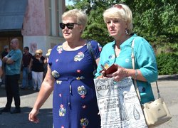 Відбулася традиційна, неофіційна в умовах воєнного стану, зустріч випускників університету минулих років.