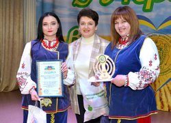 Благодійний фестиваль української пісні з нагоди 180-річчя Уманського національного університету садівництва пройшов під гаслом «З Україною в серці»