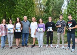 Разом ми — сила: За зібрані колективом Уманського НУС кошти придбали біноклі для захисників