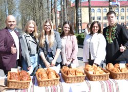 «Великодні дива» — час благодійності для колективу Уманського національного університету