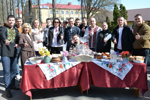 «Великодні дива» — час благодійності для колективу Уманського національного університету