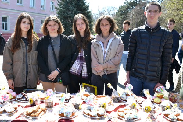 «Великодні дива» — час благодійності для колективу Уманського національного університету
