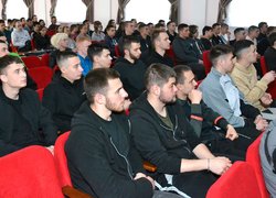 Студенти та викладачі Уманського національного університету зустрілися з представниками батальйону «Вовки Да Вінчі» та 59 ОШБр 