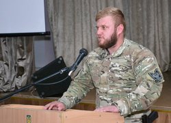 Студенти та викладачі Уманського національного університету зустрілися з представниками батальйону «Вовки Да Вінчі» та 59 ОШБр 