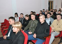 Студенти та викладачі Уманського національного університету зустрілися з представниками батальйону «Вовки Да Вінчі» та 59 ОШБр 