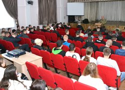 Студенти та викладачі Уманського національного університету зустрілися з представниками батальйону «Вовки Да Вінчі» та 59 ОШБр 