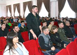 Студенти та викладачі Уманського національного університету зустрілися з представниками батальйону «Вовки Да Вінчі» та 59 ОШБр 