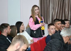 Студенти та викладачі Уманського національного університету зустрілися з представниками батальйону «Вовки Да Вінчі» та 59 ОШБр 