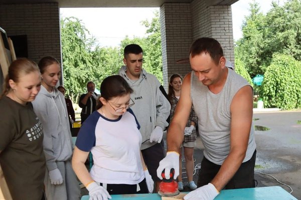 Разом до мрії: як студентка УНУ стала частиною великої волонтерської спільноти