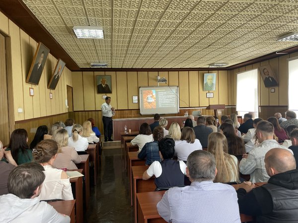 Дводенний візит доктора Хасрата Арджюменда до Уманського національного університету: зміцнення міжнародного партнерства та наукової співпраці