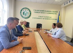 Дводенний візит доктора Хасрата Арджюменда до Уманського національного університету: зміцнення міжнародного партнерства та наукової співпраці