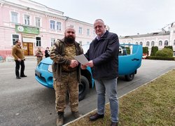 Університяни зібрали кошти на пікап для Збройних Сил України