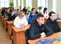 «Торгівля людьми в Україні: як не стати об’єктом експлуатації» — студентам УНУ розповіли, як отримати правову допомогу