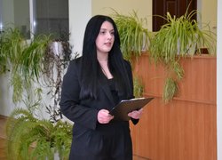Поезія війни: Студенти та викладачі факультету менеджменту провели літературну зустріч