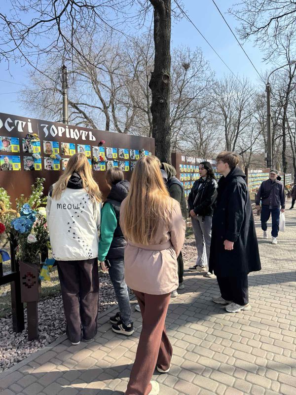 Вшановуємо українських добровольців