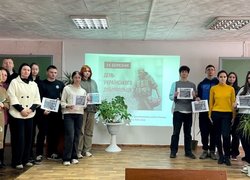 Вшановуємо українських добровольців