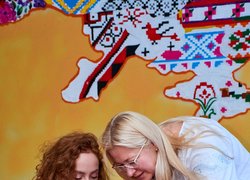 Майстерність, що оберігає: університетська родина створювала ляльку-мотанку