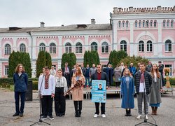 Університет урочисто посвятив першокурсників у студентську родину